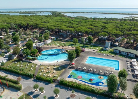 Club Del Sole Spina Family Collection, 4* - 7