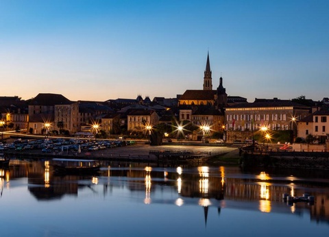 Flower Camping Les Berges de la Dordogne, 3* - 30