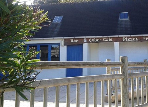 FLOWER Camping le Port de la Chaîne, 4* - 13