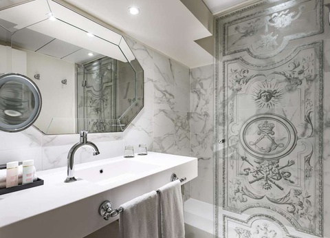 Week-end d'exception à deux pas du Château de Versailles - 4* - 18