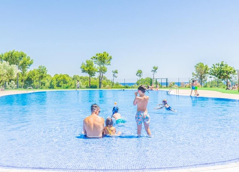 Camping Ametlla, 4* - 6