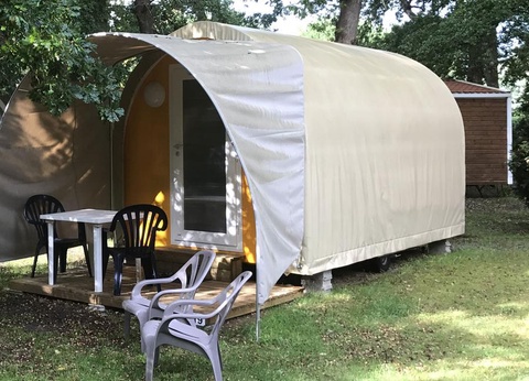 Camping Ushuaïa villages la Chesnays, 4* - 56