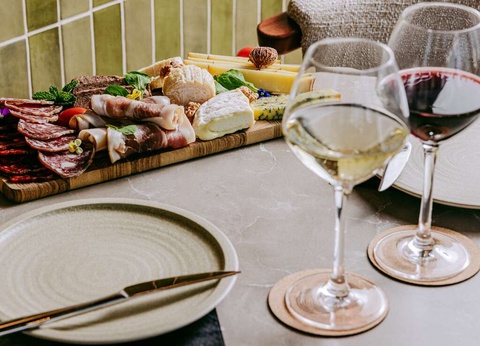 Escapade à Toulouse dans le quartier de la Cartoucherie, avec cocktail au choix en rooftop - 3* - 9