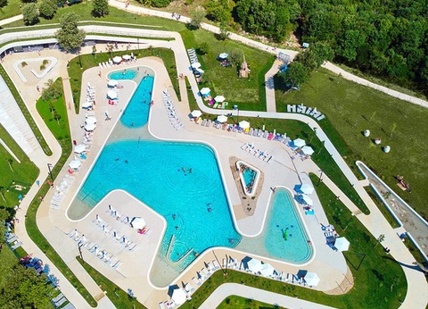 Camping Mon Perin, 4* - 9