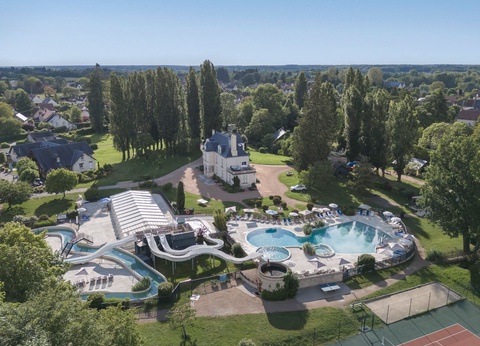 Camping Château des Marais 5* - 5