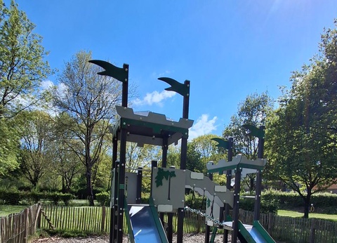 Camping la Vallée de Poupet, 3* - 24