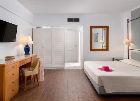Hôtel Dionysos 4* - 6