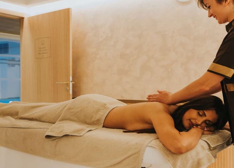 Escapade en bord de mer à Biarritz en chambre familiale - 4* - 8