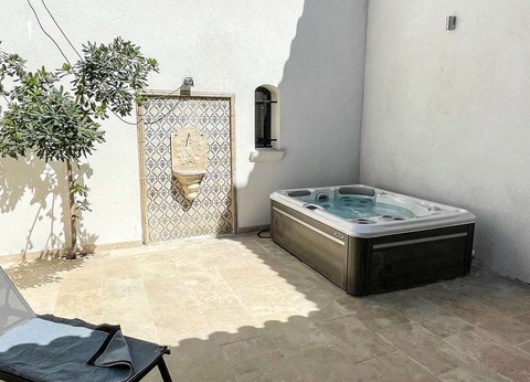 Escapade détente à Saint Raphaël en chambre supérieure - 3* - 9