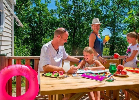 Camping Domaine de Chaussy, 4* - 34