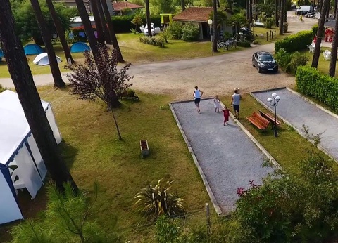 Camping Les Echasses, 2* - 3