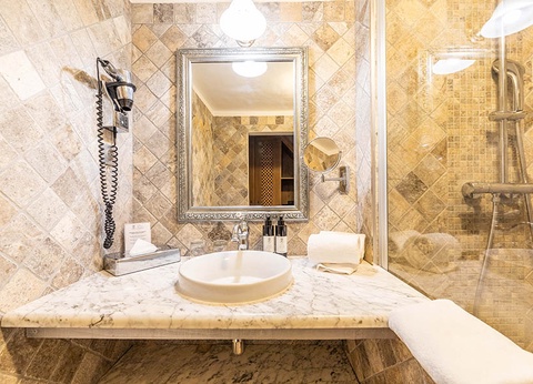 Hôtel Le Roi Théodore Restaurant & Spa 4* - 4