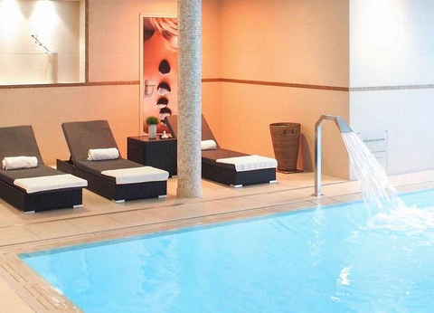 Partez à la découverte de Rennes avec accès spa illimité - 4* - 5