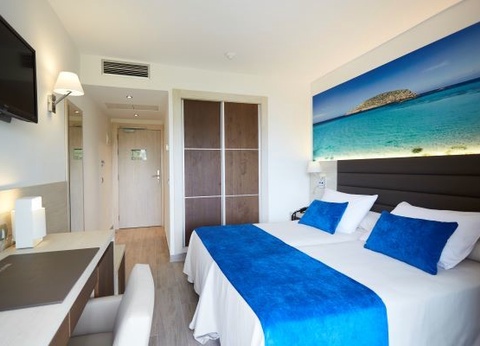 Hôtel Club Framissima Invisa Cala Blanca 3* - 5