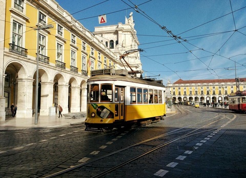 City break les Charmes de Lisbonne avec location voiture 4* - 4