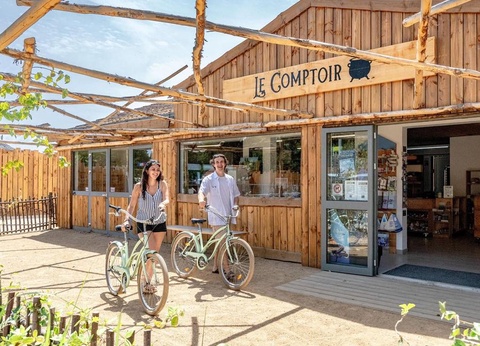 Flower Camping Au Bois des Biches, 4* - 66