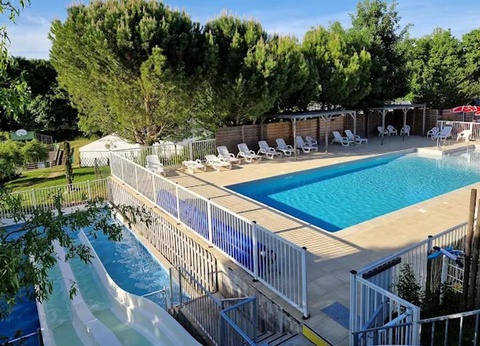 Camping Les Coteaux du Lac, 4* - 2