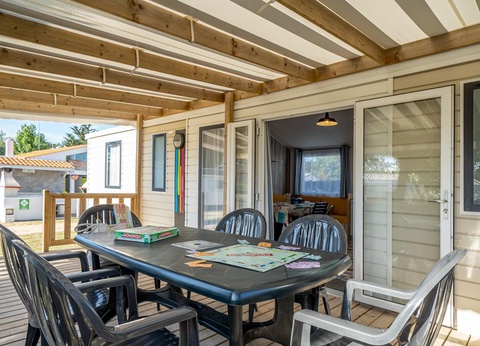 Camping Le Pont D'yeu, 3* - 52