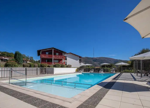 VVF Pays Basque Saint-Étienne-de-Baïgorry 3* - 6