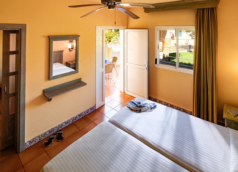 Hôtel Club Jumbo Royal Suite 3* - 8