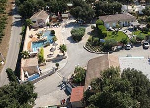 Camping La Montagne, 4* - 28