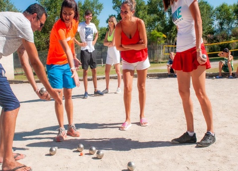 Camping Domaine des Iscles, 3* - 12