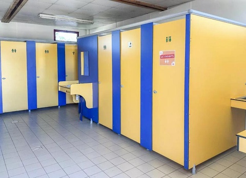 Camping La Riviera, 4* - 227