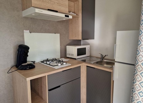 Camping Les P'tites Maisons dans la Prairie, 3* - 30