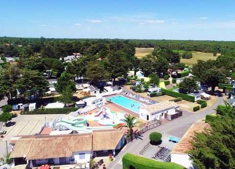 Camping Val de Loire en Ré, 4* - 7