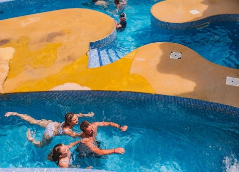 Camping Les Genêts, 5* - 44