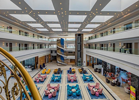 Hôtel Titanic Resort & Aquapark 4* - 6