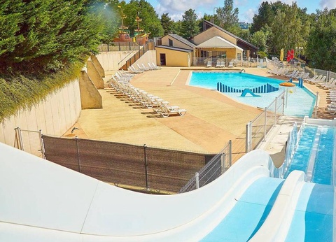 Camping Les Terrasses du Lac, 4* - 4