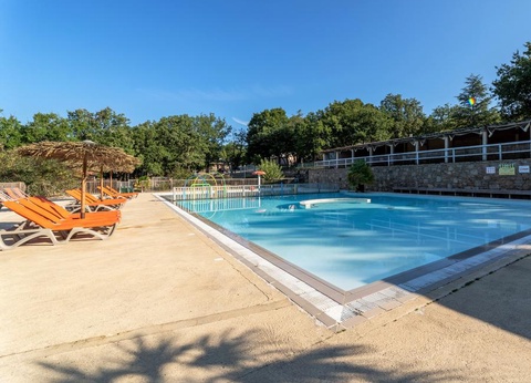 Camping Les Reflets du Quercy, 4* - 31