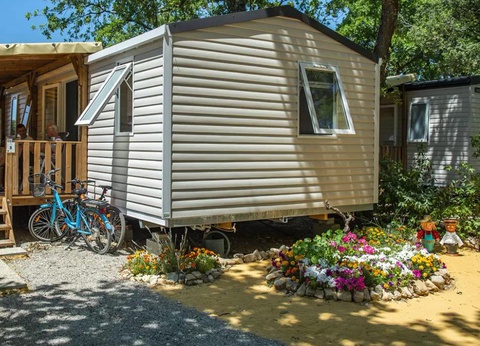 Flower Camping Les Truffières, 3* - 33