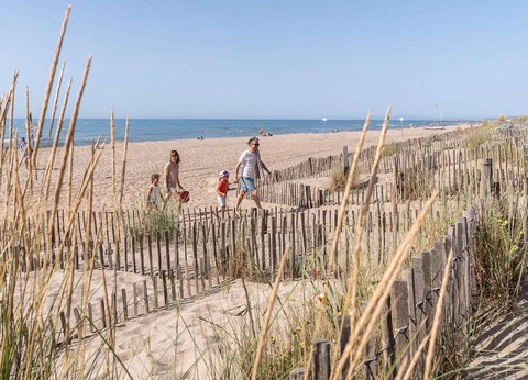 Camping Bleu Marine, 4* - 53