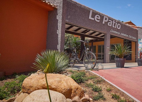 Camping Le Roussillonnais, 3* - 11