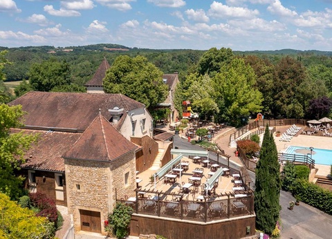 Camping Romanée - Les Grottes De Roffy 4* - 40