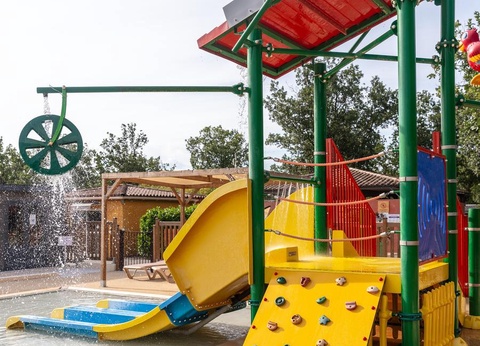 Camping Domaine de Chaussy, 4* - 2