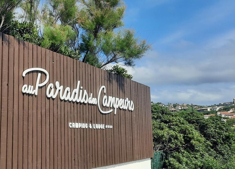 Camping au Paradis des Campeurs 4* - 37