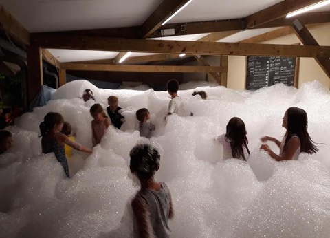 Camping le Pré Saint André, 3* - 4