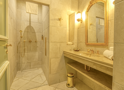 Puy du Fou - Hôtel Le Grand Siècle - Hôtel + billet + petit-déjeuner - 8