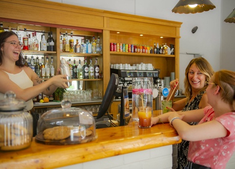 Club Domaine de Château Laval 3* en Demi-Pension - 14