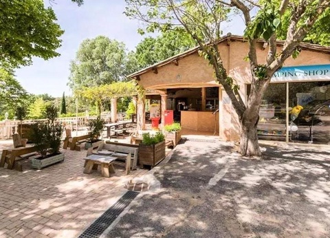 Camping le Domaine de Chanteraine, 3* - 26