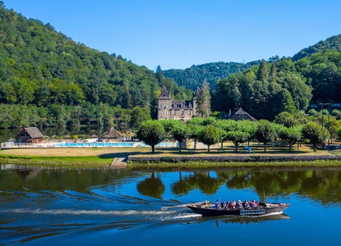 Camping Sea Green Château du Gibanel, 4* - 37