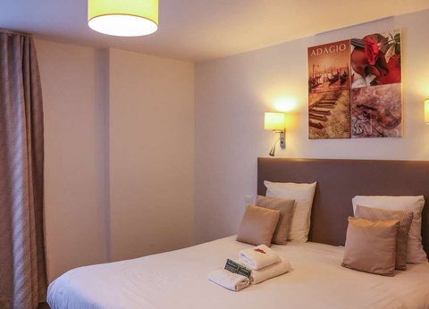 Weekend Romantique dans un village provençal aux portes de Cannes - 3* - 26