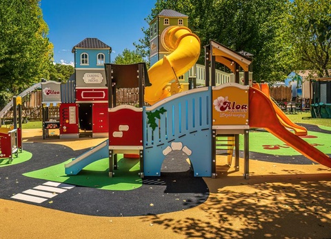 Camping Les Pirons, 5* - 48