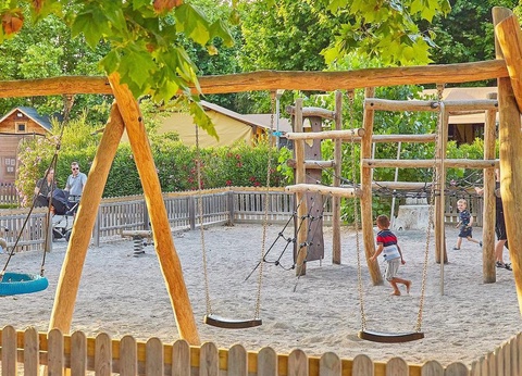 Camping La Plage d'Argens, 4* - 35