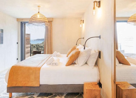 Escapade à deux dans un beau domaine face à la mer à Hyères - 3* - 32