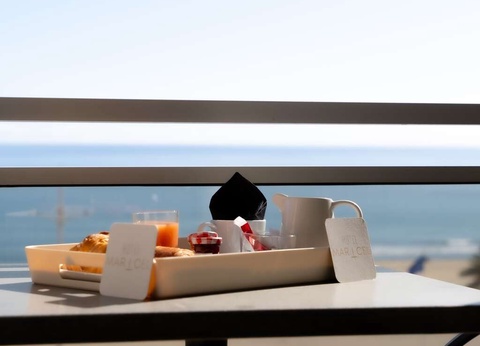 Escapade romantique face à la mer, avec massage en duo et champagne - 3* - 11