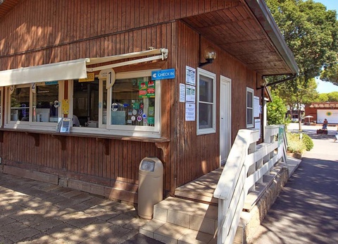 Orbetello Camping Village, 3* - 6